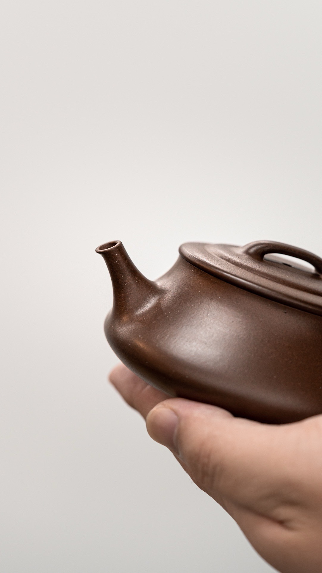 轻舟石瓢』精品原矿底槽青·手制·170cc·内推7孔- 壺堂砂影宜興