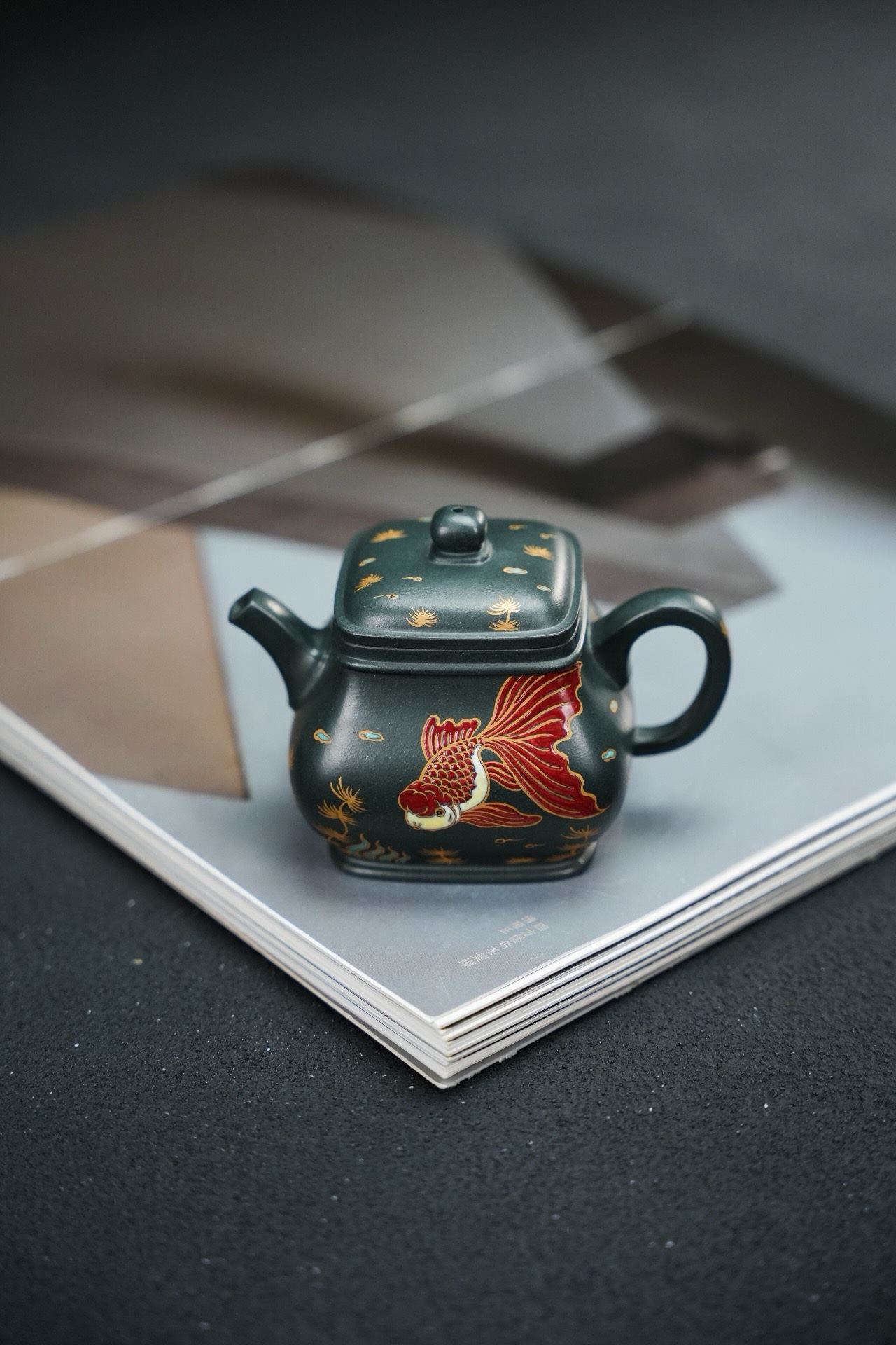 壺 和風 四方潘壶·精工·180cc宜兴紫砂壶顶级墨绿泥手工珐琅彩慕古经典珐琅彩塑