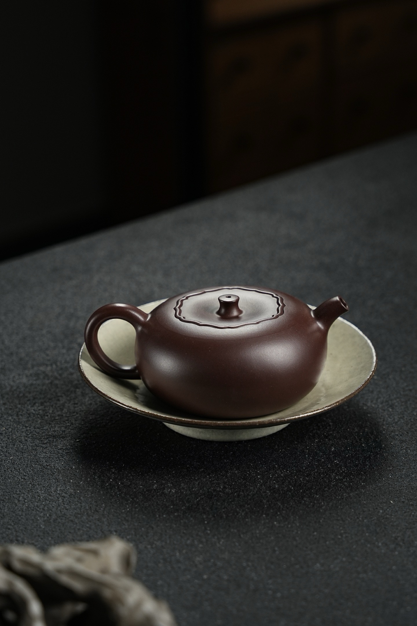 ※中国古美術/緑泥笹竹紋提梁壺/(底款:高健制) 中国古美術/緑泥笹竹紋提梁壺/(底款:高健制) 中国古